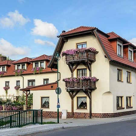 Pension Zur Grünen Eiche Kaulsdorf Exterior foto